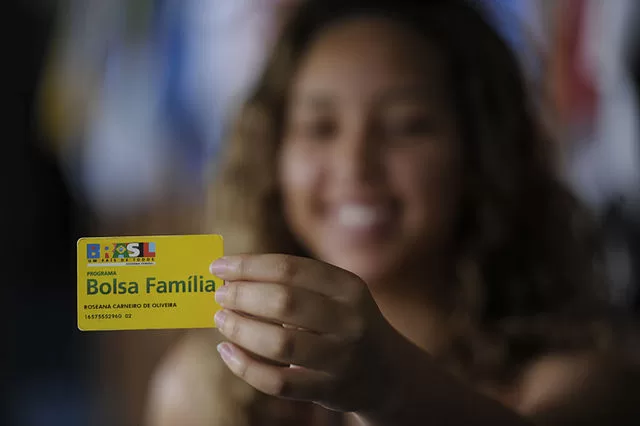 Governo federal atualiza regras do Bolsa Família