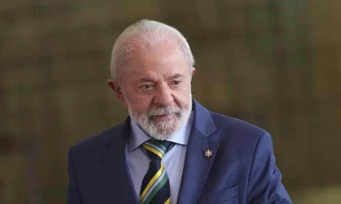 Presidente Lula diz que responderá com reciprocidade tarifas impostas pelos Estados Unidos