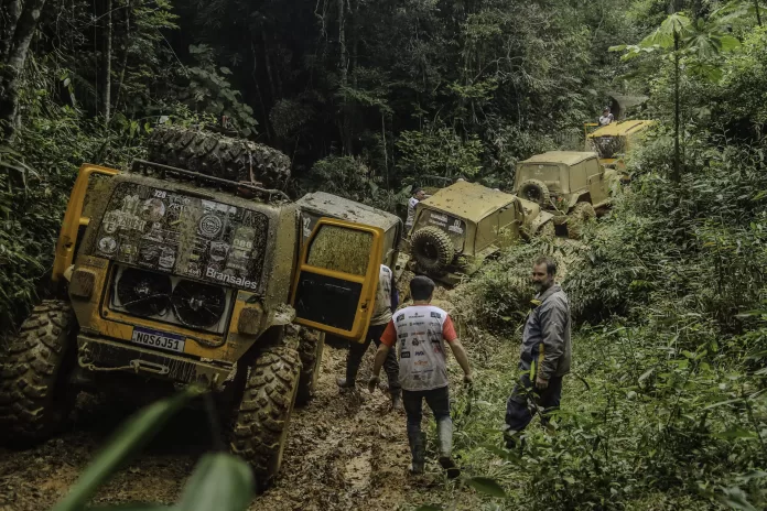 Chapecoenses concluem o Transcatarina com espírito de superação. Evento off-road reuniu quase mil pessoas em Santa Catarina e movimentou a economia local.