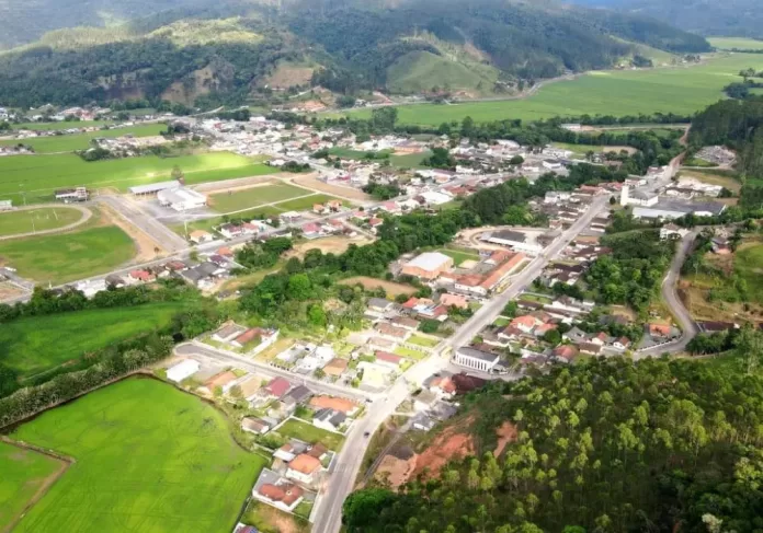 concurso em doutor pedrinho