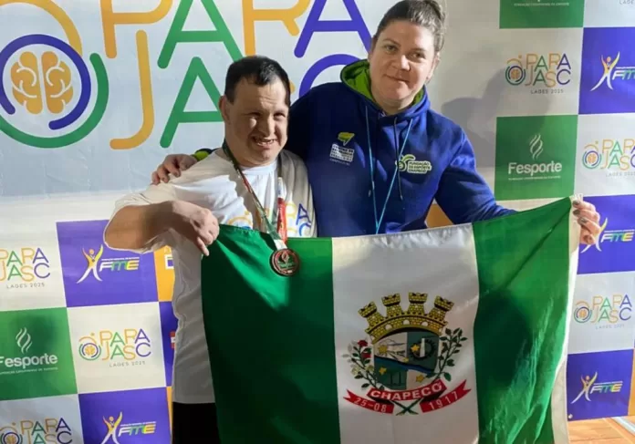 Chapecó conquista medalhas no parajasc
