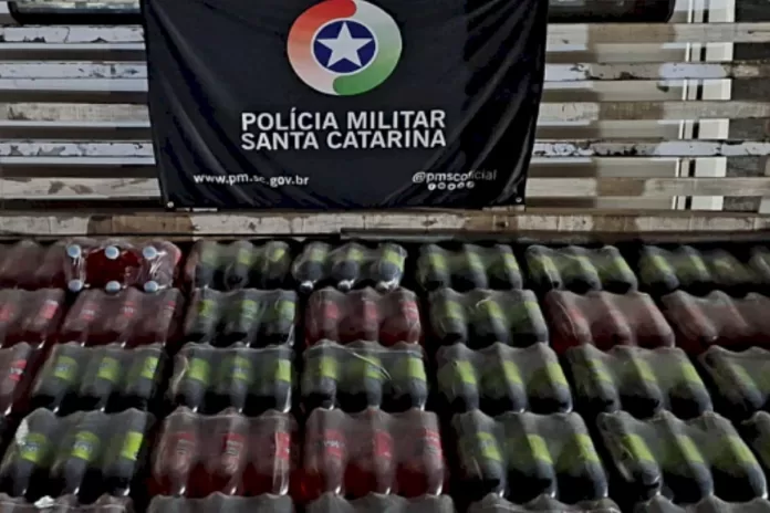 Caminhão com refrigerantes venezuelanos irregulares é apreendido em Porto União