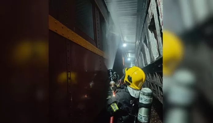 Trem centenário pega fogo em vagão de transporte de turistas em SC