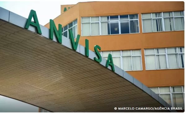 Anvisa determina recolhimento de lote de chá de camomila após encontrar larvas e insetos