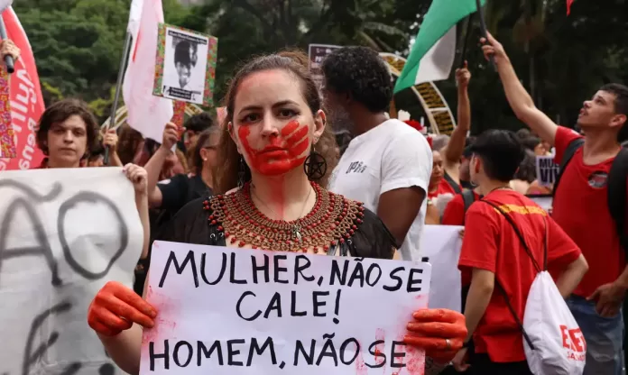 Recorde de feminicídios no Brasil em 2025 revela um país que falha em proteger suas mulheres