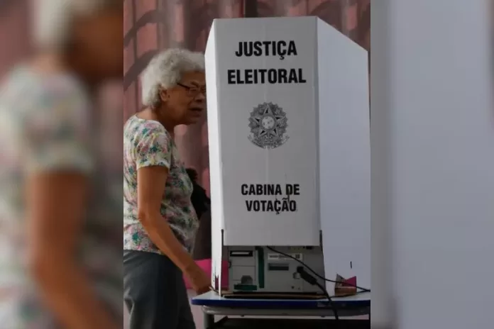 TSE aprova transporte gratuito para eleitores com deficiência ou mobilidade reduzida
