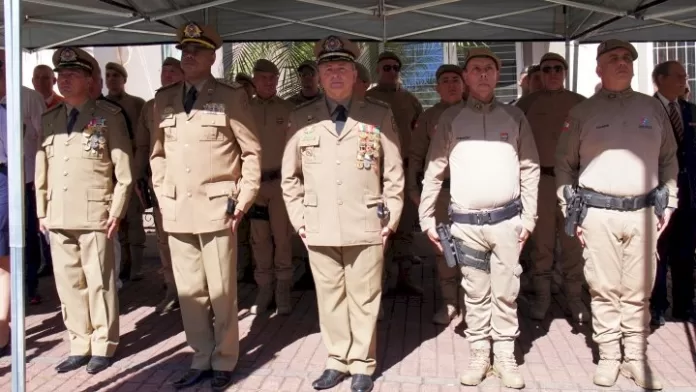 Passagem de Comando na PMSC: Coronel Haack se Despede Após 37 Anos