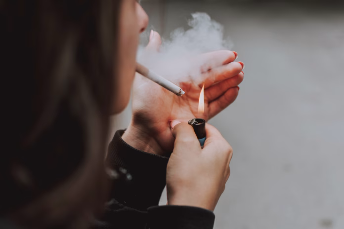 Uso de álcool, vape e maconha cresce entre adolescentes e preocupa especialistas