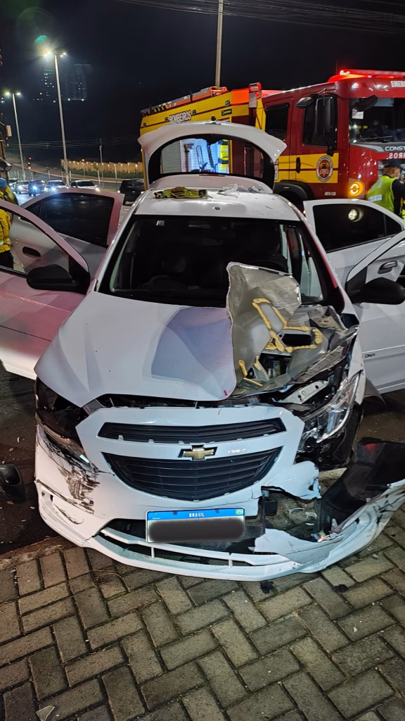 acidente de trânsito na avenida getúlio vargas chapecó