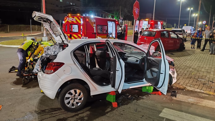 acidente de trânsito na avenida getúlio vargas chapecó