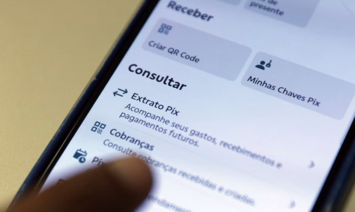 Agência bancária fechada no feriado da Independência, com aviso sobre atendimento digital