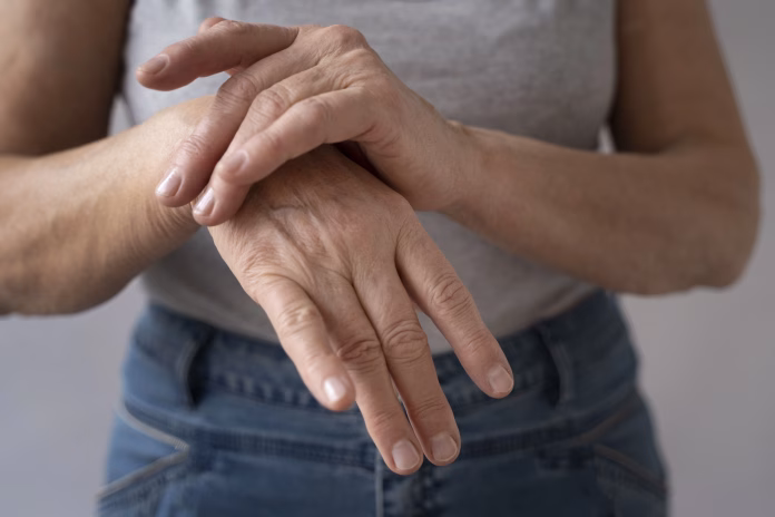Mudanças da menopausa começam antes da última menstruação