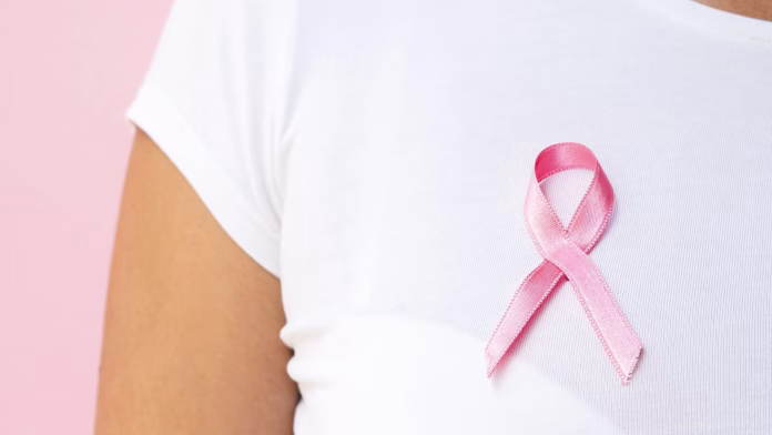 Campanha Outubro Rosa sobre prevenção e diagnóstico precoce do câncer de mama